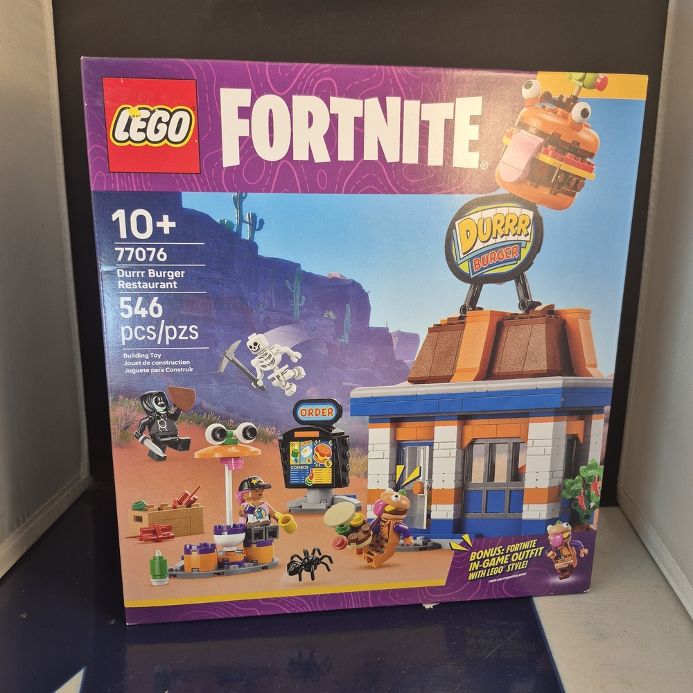 LEGO Fortnite Durr Burger Restaurant Playset – Orange & Blue